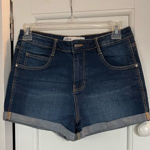 Zara size 4 denim shorts.